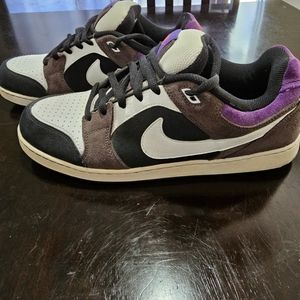 Mens Nike 2000 Hustle #369189 skate shoe